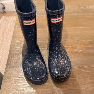 Hunter Navy Glitter Rain Boots